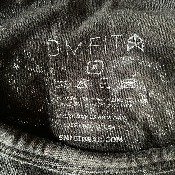 Work Out T-Shirt - Picture 2 of 3